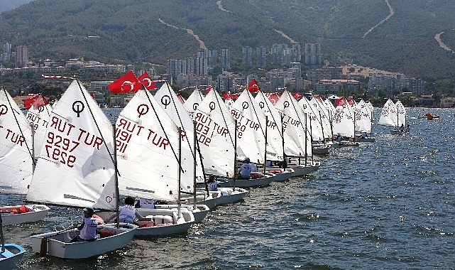 Narlıdere’de yelkenler, Kurtuluşun Kahramanlarına Saygı için açılıyor