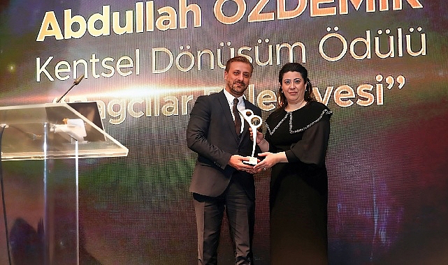 Abdullah Özdemir “Kentsel Dönüşüm” Alanında Ödüle Layık görüldü