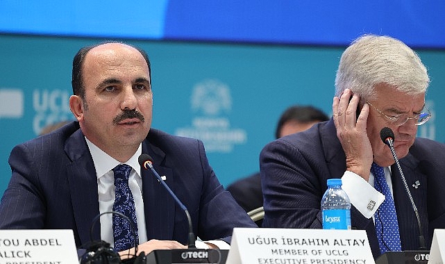 Başkan Altay: Gazze’de çocuklar binlerce ton bombayla öldürülüyor, buna sessiz kalamayız