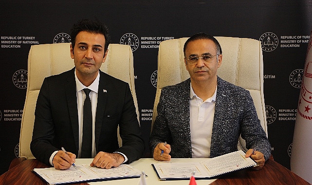 İzmir İl Milli Eğitim Müdürlüğü ile Kızılay Arasında Protokol İmzalandı