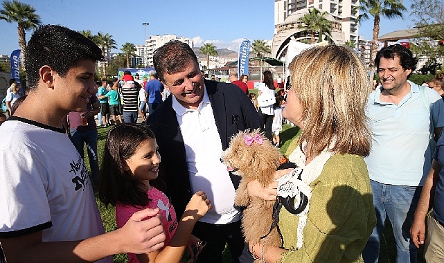 Karşıyaka Belediyesi’nden Hayvanseverlere İletişim Eğitimi