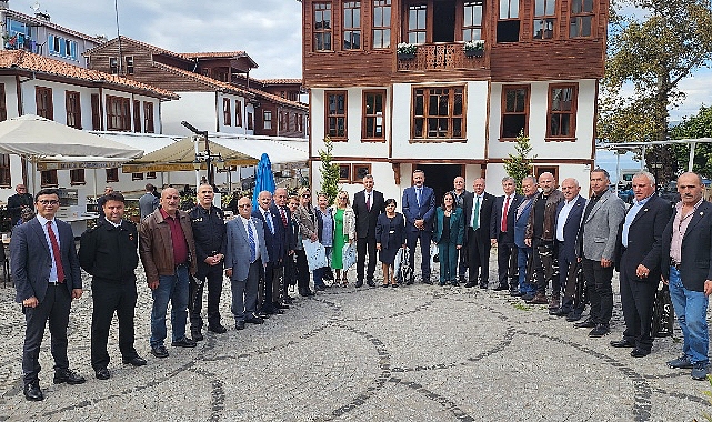 “Muhtarlarımızla El Birliğiyle Çalışmaya Devam Edeceğiz”