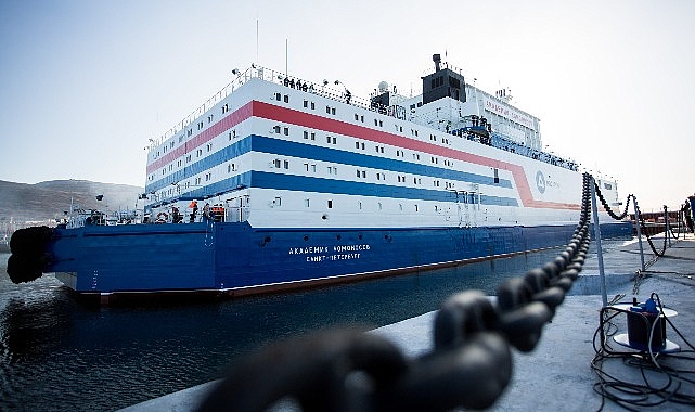 Dünyanın tek yüzer santrali, enerji üretiminin 4’üncü yılında