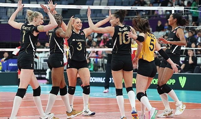 VakıfBank, Kulüpler Dünya Şampiyonası’nda üst üste 3. kez finalde!