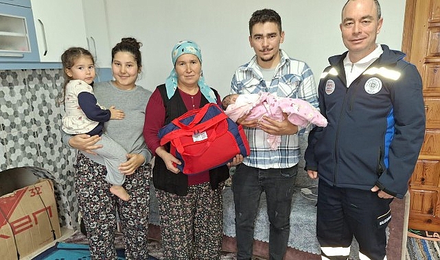 Hoş geldin Bebek İle Yüzler Gülüyor