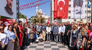30 Ağustos Zafer Bayramı Kutlamaları Çelenk Sunumu ile Başladı
