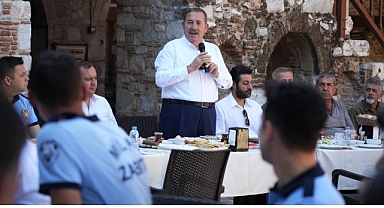 Başkan Topuz, Zabıta Personelleriyle Bir Araya Gelerek Haftalarını Kutladı