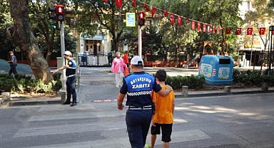 Büyükşehir Zabıtası ile okul yolu daha güvenli