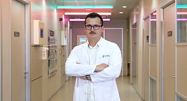 Cep telefonu kamburluğu: Yeni neslin sessiz tehlikesi!