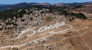 Dünyanın En Büyük Atatürk İmzası Yenilendi