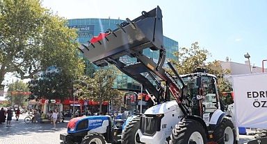 Edremit Belediyesi’ne 5 yeni iş makinası