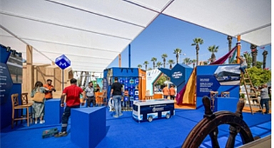 Şehrin kalbinde fuar, fuarın merkezinde “Belediye Sokağı” var