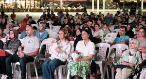 “Gülen Gözler” Milli İrade Meydanı’nda keyif verdi