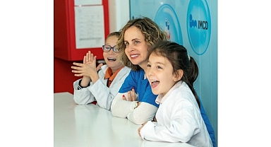 IMCD, Bilim Ateşböceği Tırı ve Kalıcı Bilim Sınıflarıyla Çocukların Kalbine Bilim Tohumları Ekmeye Devam Ediyor