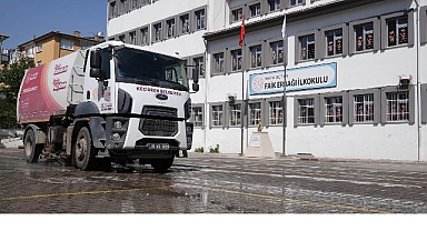 Keçiören Belediyesi’nden Okullarda Temizlik Seferberliği