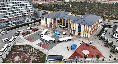 Konya Protokolü Öğrencilerin İlk Ders Zili Heyecanına Selçuklu’da Ortak Oldu