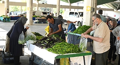 Konyalılar Yerli Ürün Pazarı ile Taze Ürünlere Ulaşıyor