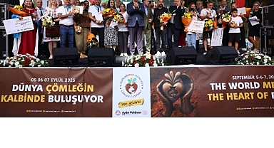 Menemen Belediyesi Uluslarası Çömlek Festivali’ne muhteşem final