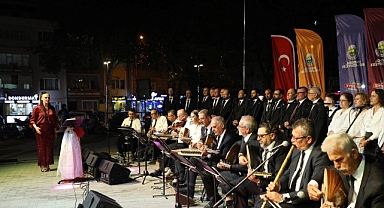 İnegöl Belediyesi TSM Korosundan Muhteşem Konser