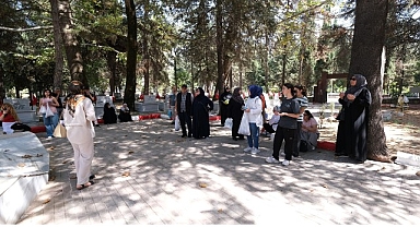 İnegöllü Vatandaşlar Tarihi Yerinde Keşfetti