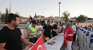Nevşehir’de Dev Ekranda Milli Maç Heyecanı Yaşandı