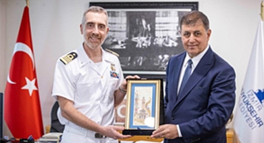 İtalyan Donanması heyetinden Başkan Tugay’a ziyaret
