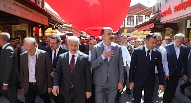 Başkan Altay 4. Tarihi Bedesten Alışveriş Günleri’ne Destek Veren Esnafa ve Ziyaretçilere Teşekkür Etti