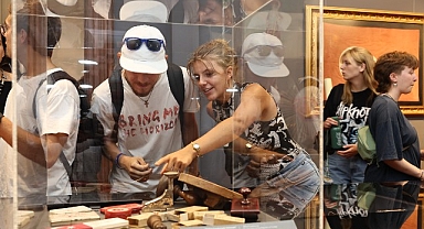 Bu yıl Erasmus+ programı kapsamında 13 ülkeden 51 öğrenci DEÜ’ye katıldı.