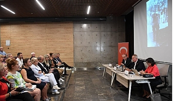 Bursa’nın kurtuluşu Osmangazi’de panel ve müzikalle anlatıldı