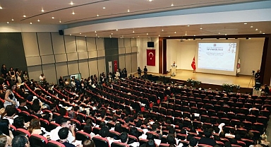 Dokuz Eylül Üniversitesi Tıp Fakültesi, 2025-2026 Akademik Yılı açılışı ve Beyaz Önlük Giyme Töreni