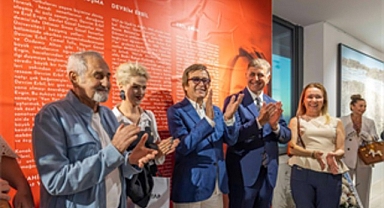 İki dev sanatçı Devrim Erbil ile Erol Evgin “Yan Yana”