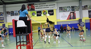 Polat Group Didim Belediyespor Kadın Voleybol Takımından Muhteşem Geri Dönüş