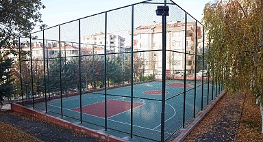 Çankaya Belediyesi 19 Parkında Spor Alanlarını Yeniledi