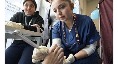 Podoloji Bölümü Öğretim Elemanları ve Öğrencilerinden Dünya Diyabet Günü’nde Tarama Seferberliği