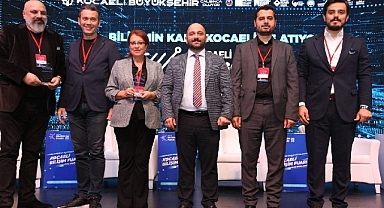 Yapay zekâ çağında tüm konular masaya yatırıldı