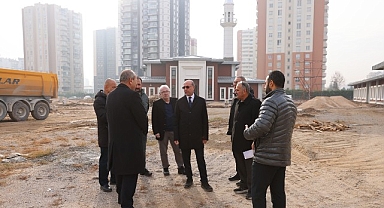 Başkan Pekyatırmacı Yapımı Devam Eden Yazır Mahalle Külliyesi’nde İncelemelerde Bulundu