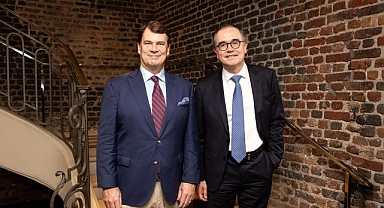 Renault Group ve Ford, Avrupa’da binek ve ticari araçlar için iki uygun fiyatlı elektrikli otomobille başlayan stratejik bir ortaklık kurdu