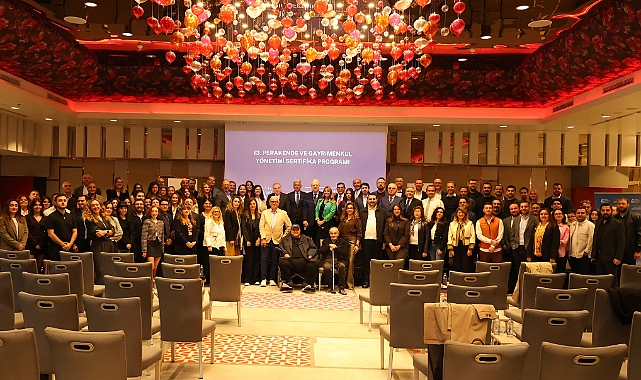 Alp Alkaş Perakende ve Gayrimenkul Merkezi 13. dönemine yeniliklerle başladı