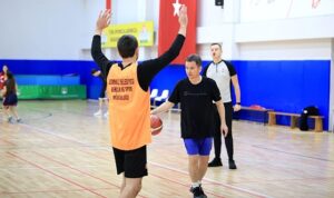 Osmangazi’de Sporcular Cumhuriyet İçin Ter Döktü